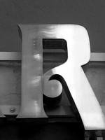 R